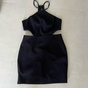 Little black dress 😏